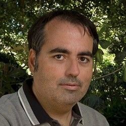 Luis Garcia Gil x250